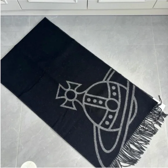 Vivienne Westwood wool scarf - Picture 2 of 9